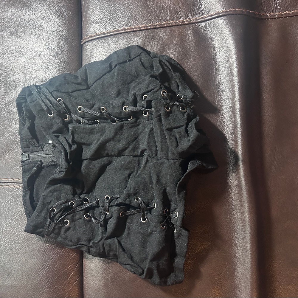 black lace up shorts